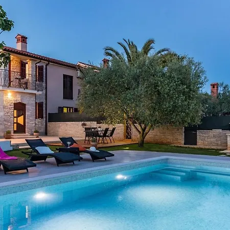 Pietra