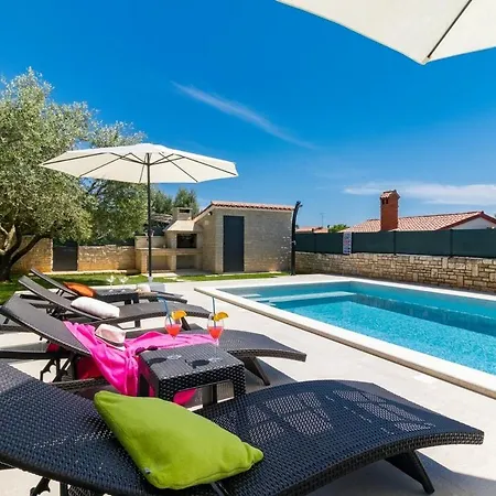 Pietra Villa *